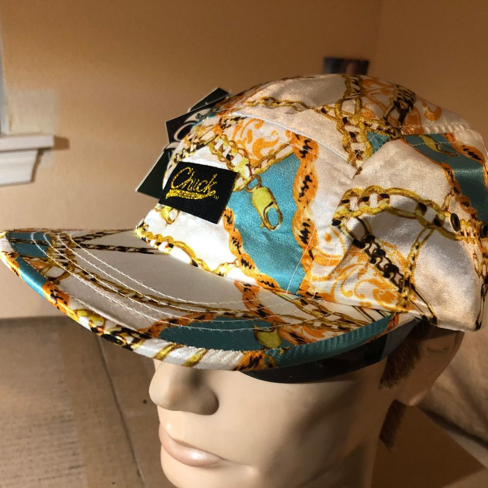 Chuck Men's Gold/White/Blue Cap Size One(New)